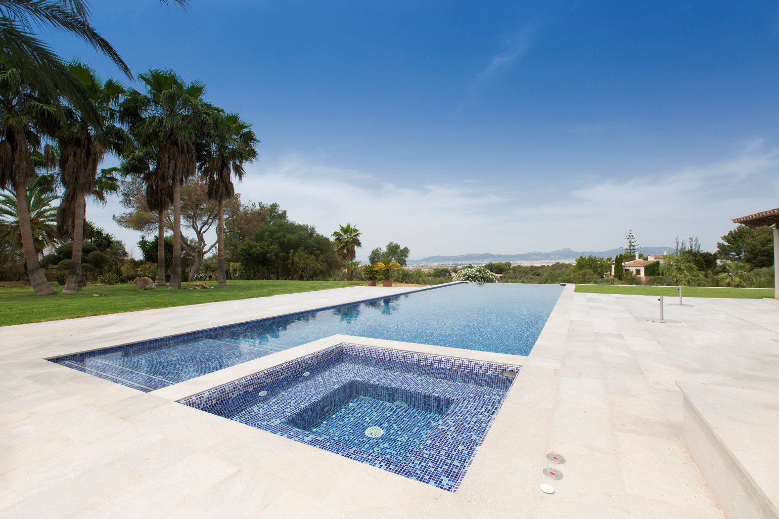 Piscina Mallorca - Construimos piscinas de todo tipo