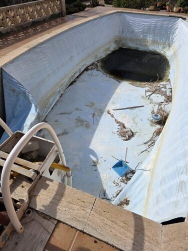 Liner roto que cambiaremos por lámina armada